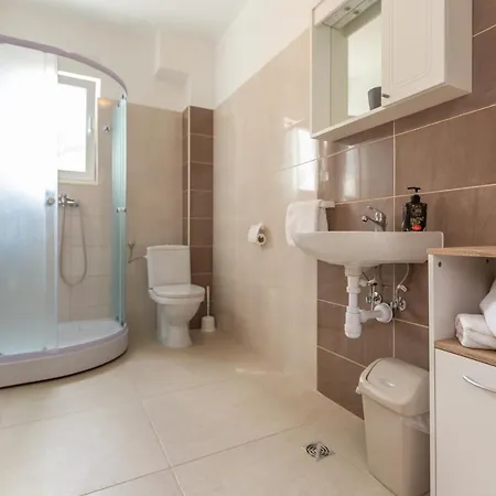 Eol Apartman