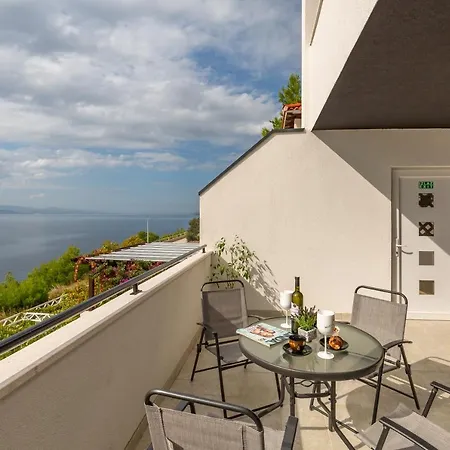 Apartman Eol *